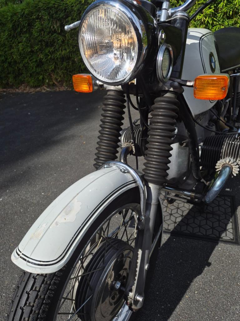 BMW R60 /5 - 1973 LesAnciennes.com