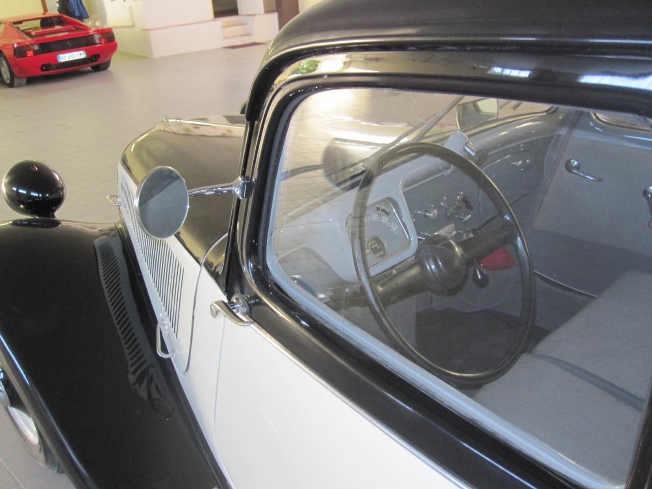 CITROEN Traction 11 B - 1956 LesAnciennes.com