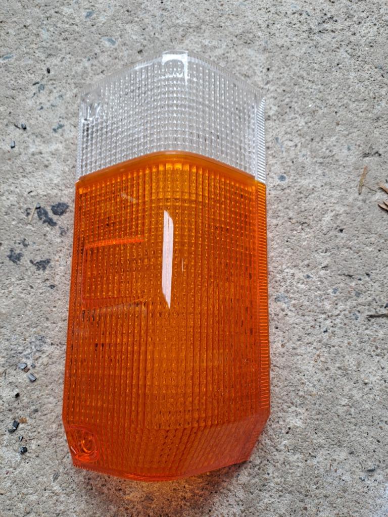 Cabochon MAZDA De T 2000 a t 4100 LesAnciennes.com