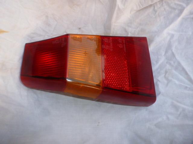 Feux AR gauche CITROEN AX toutes versions LesAnciennes.com