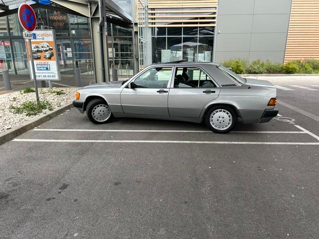 MERCEDES 190 E - 1990 LesAnciennes.com