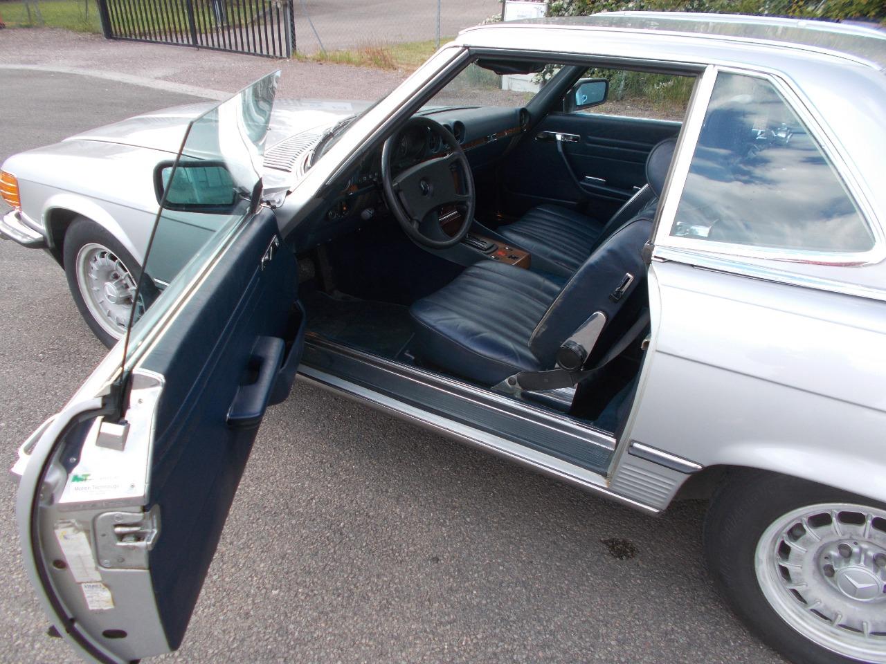 MERCEDES 280 SL - 1984 LesAnciennes.com