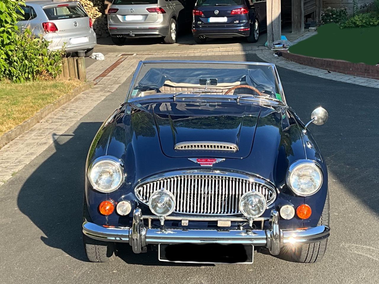AUSTIN HEALEY 3000 BJ8 MK3 - 1966 LesAnciennes.com