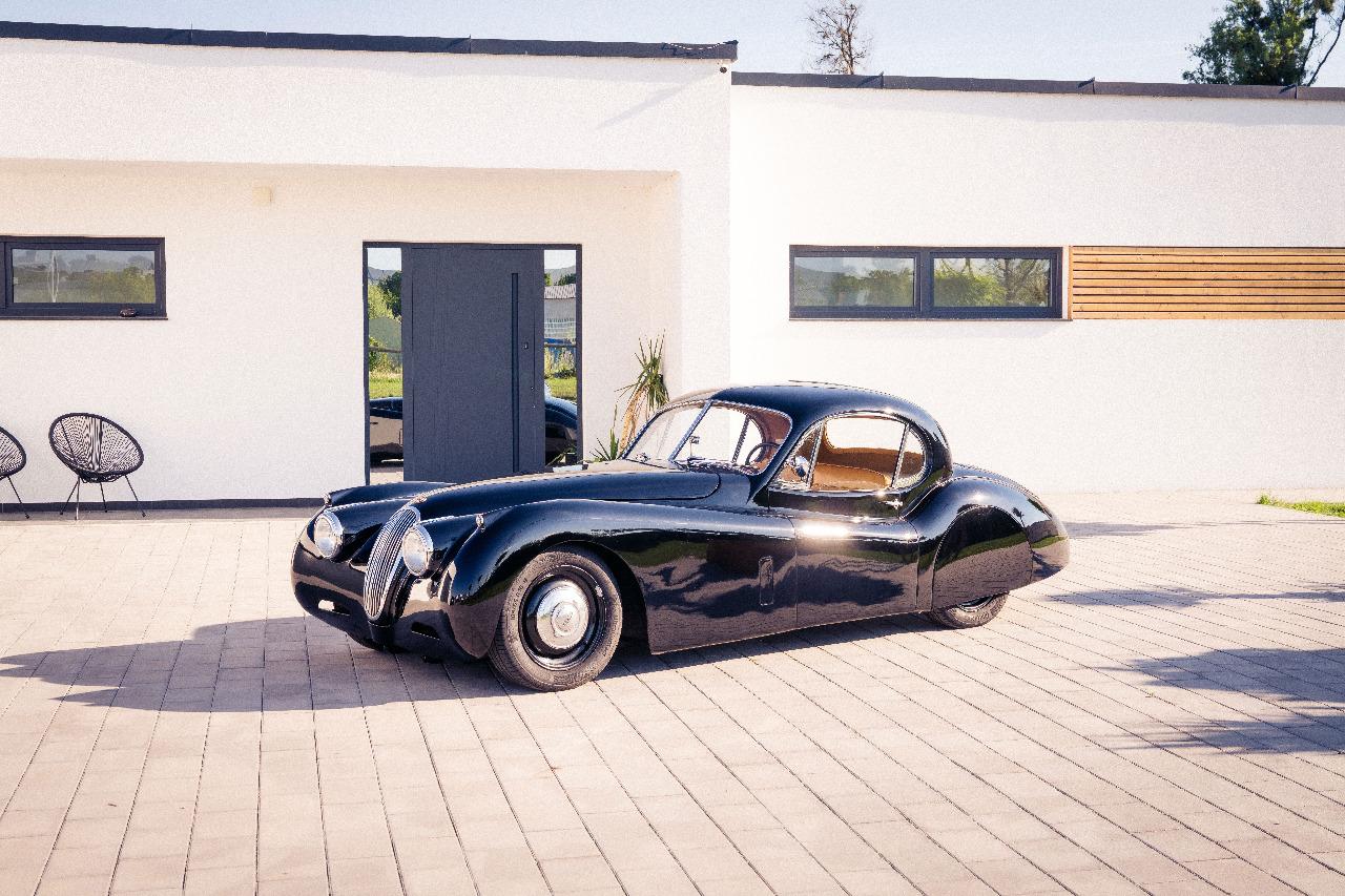 JAGUAR XK120 FHC Pièce unique - 1952 LesAnciennes.com