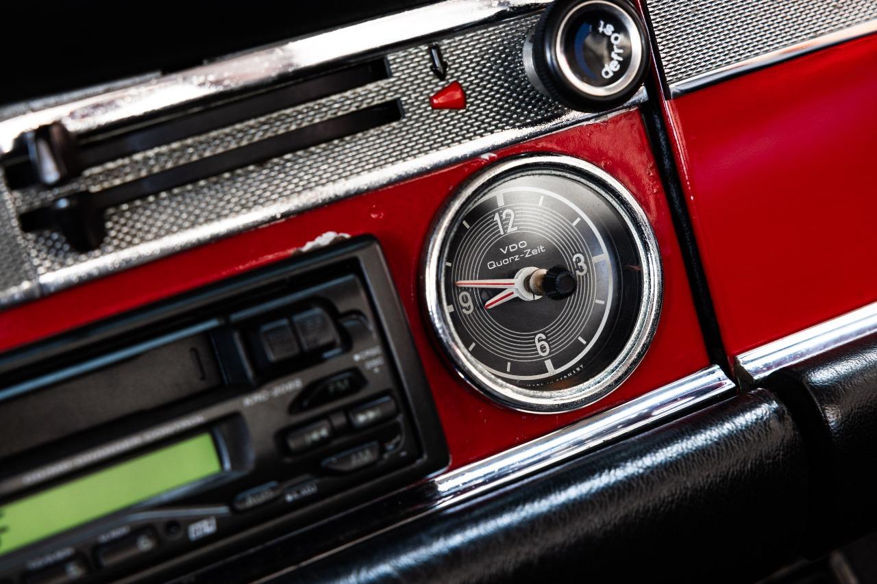 MERCEDES 280 SL 4 Speed - 1968 LesAnciennes.com