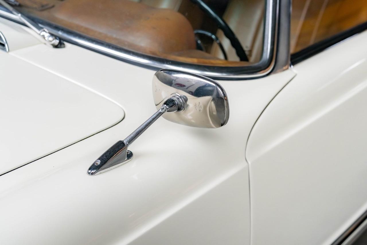 MERCEDES 250 SL Pagode - 1967 LesAnciennes.com