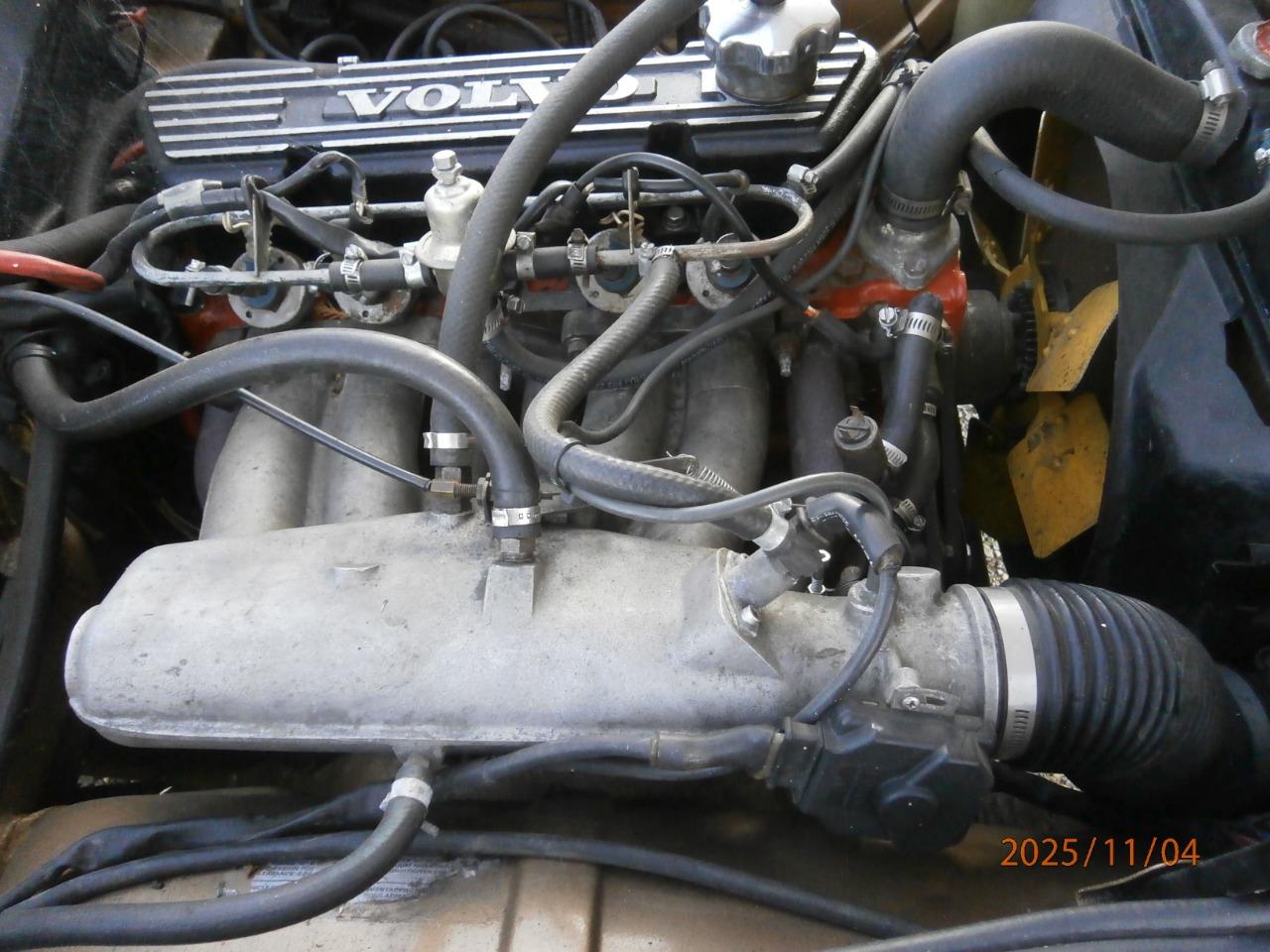 VOLVO P1800 ES - 1973 LesAnciennes.com