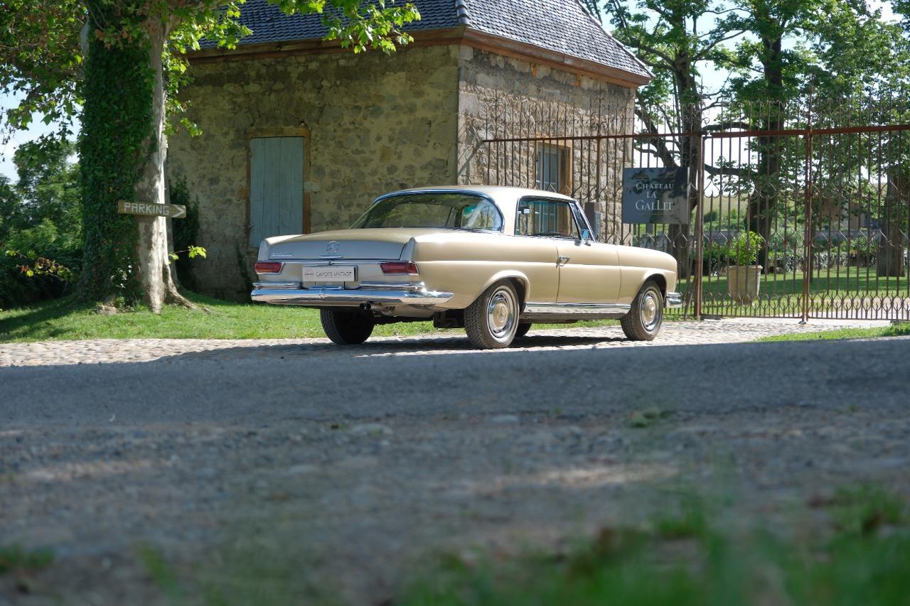 MERCEDES 280 S 280SE W111 - 1968 LesAnciennes.com