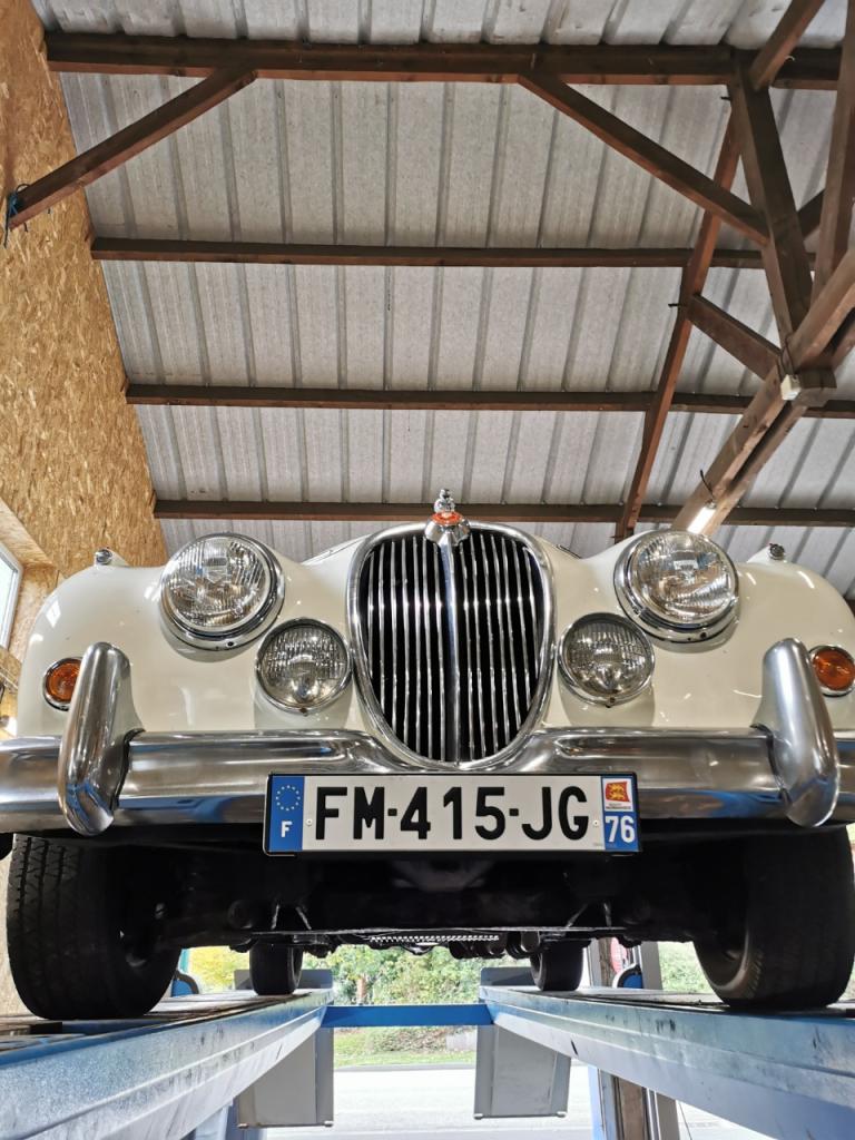 JAGUAR MK2 - 1960 LesAnciennes.com