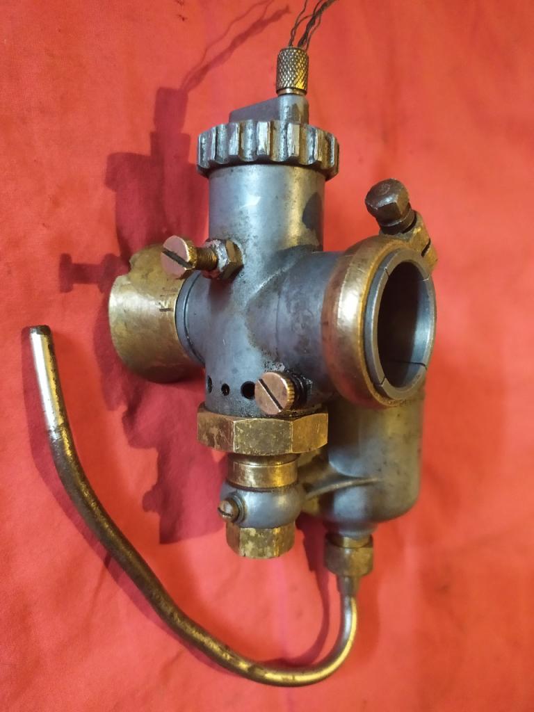 Carburateur Gurtner M25D pour 350 / 500 années 30 LesAnciennes.com