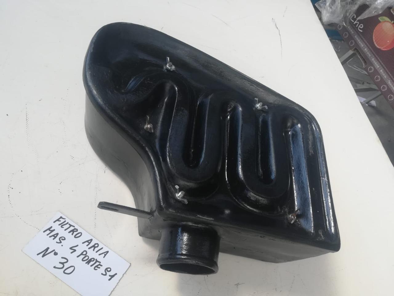 Boîtier filtre à air sous l'aile Maserati Qtp s1 LesAnciennes.com