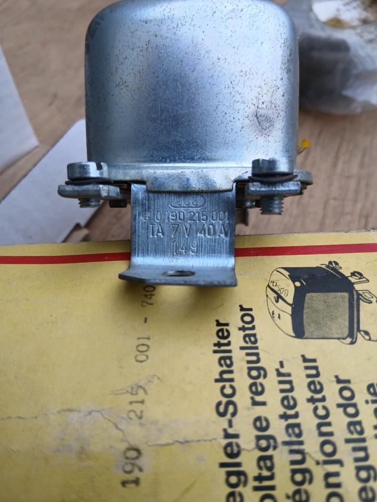 Regulateur PORSCHE 356 LesAnciennes.com