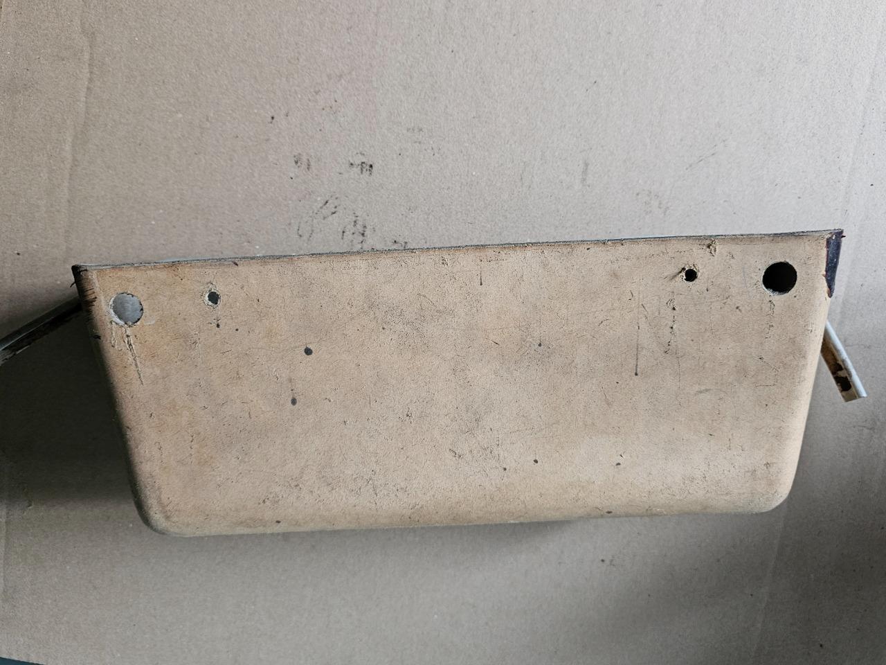 Boite a gant CITROEN DS LesAnciennes.com