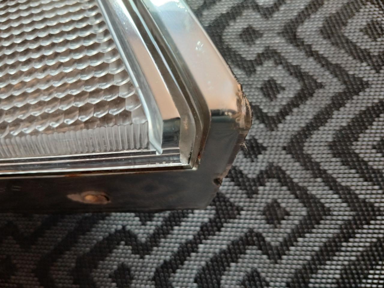 Clignotant droit MATRA 530 LesAnciennes.com