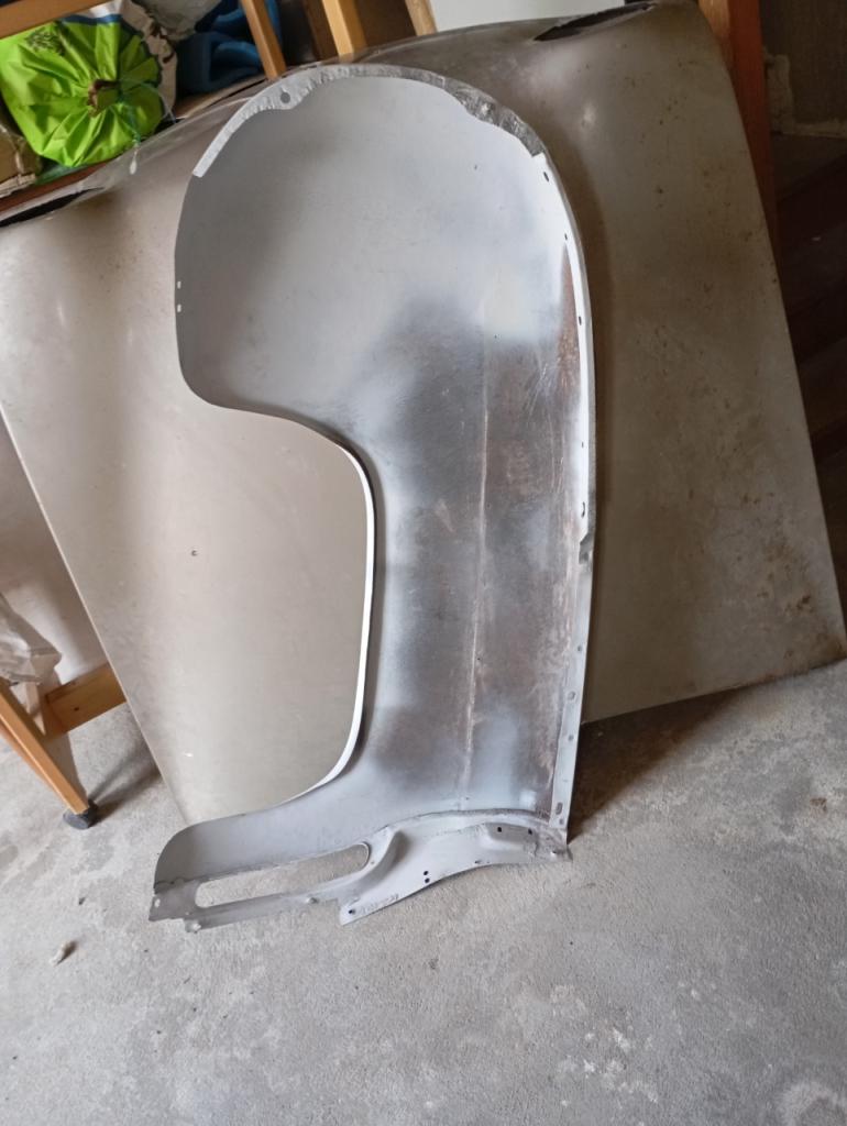 Ailes RENAULT Ondine 1090 LesAnciennes.com