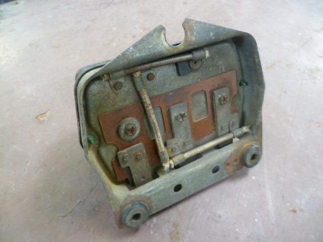 Lot de pièces CITROEN DS 19 20 21 23 LesAnciennes.com