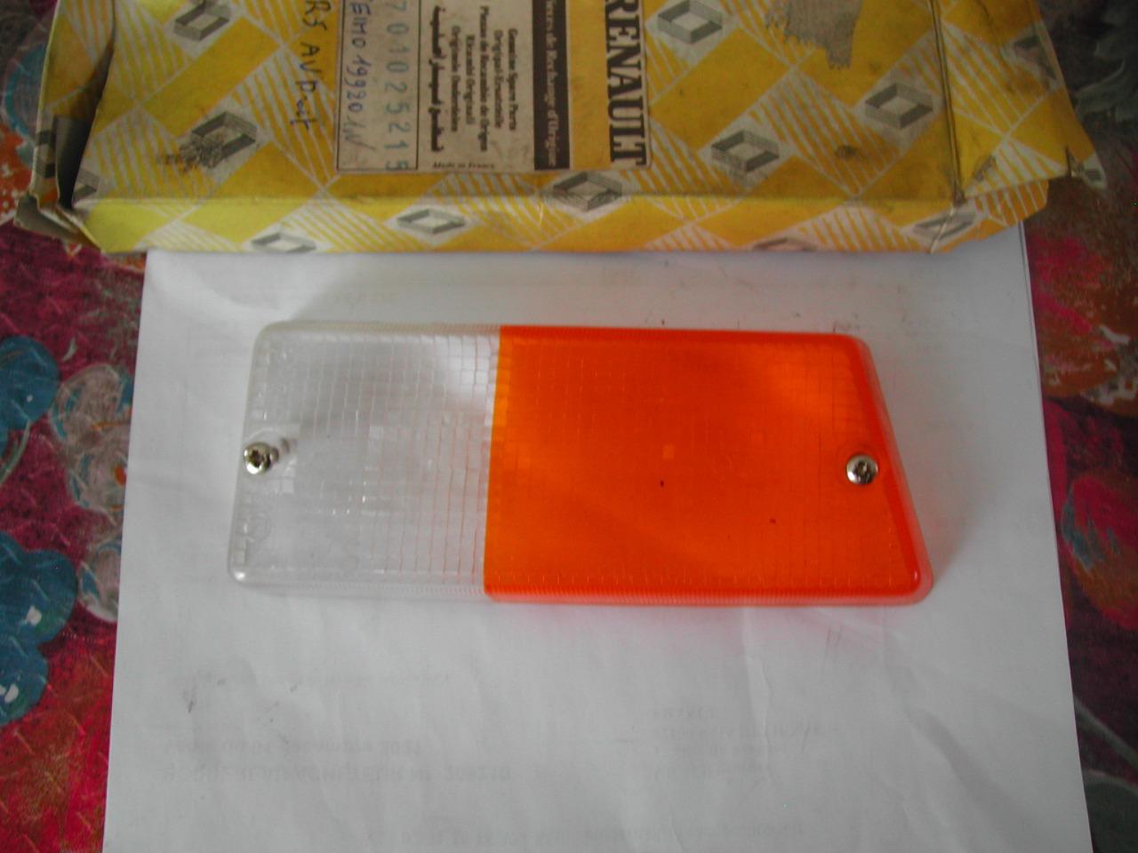 Cabochon RENAULT 5 +platine clignotant avant LesAnciennes.com