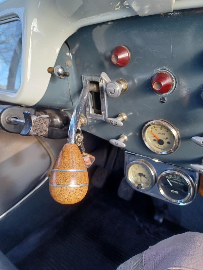 Lot de pièces CITROEN Traction 11 B Limousine LesAnciennes.com