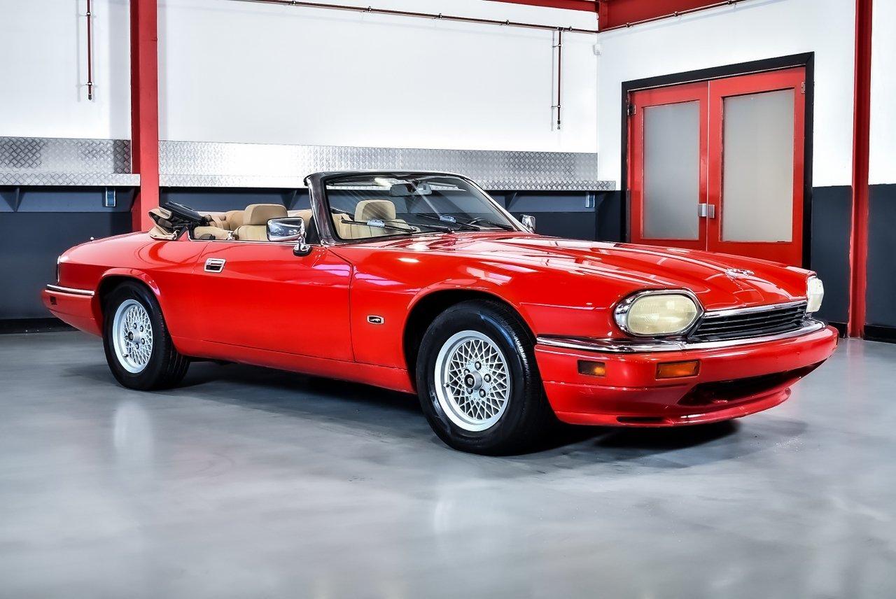 1994 Jaguar XJS Convertible 4,0L I6 LesAnciennes.com
